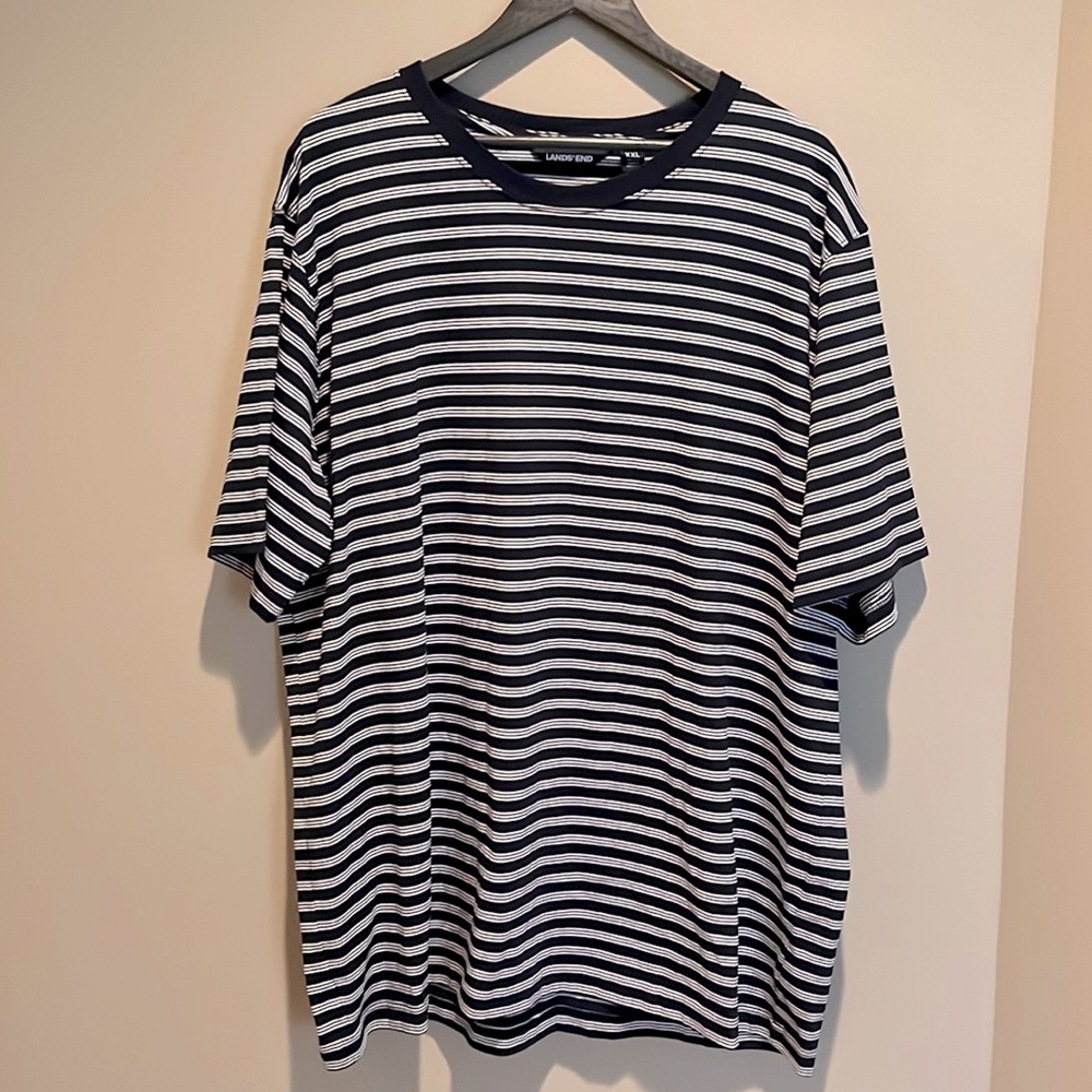 Men’s Lands’ End Navy Stripped Short Sleeved T-Shirt